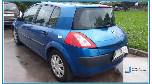 RENAULT MEGANE 2a Serie  del 2003 parti usate e ricambi - Tipo Motore K4JD7
