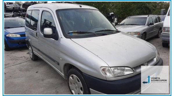CITROEN BERLINGO  del 2002 parti usate e ricambi - Tipo Motore RHY