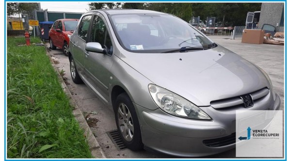 PEUGEOT 307  del 2003 parti usate e ricambi - Tipo Motore NFU