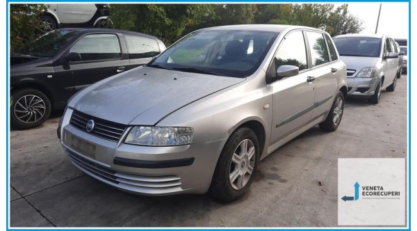 FIAT STILO 2C del 2001 parti usate e ricambi - Tipo Motore 182B6000