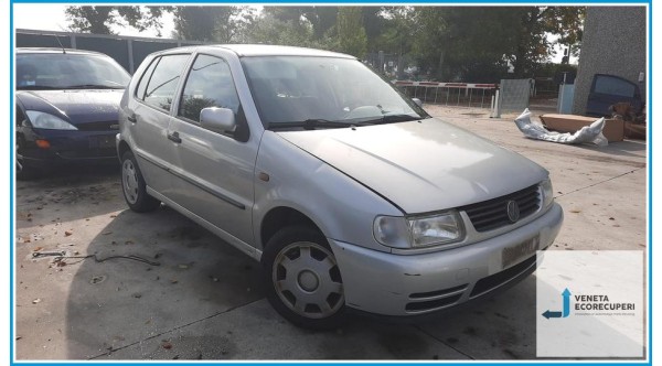 VOLKSWAGEN POLO 3a Serie  del 1999 parti usate e ricambi - Tipo Motore APQ