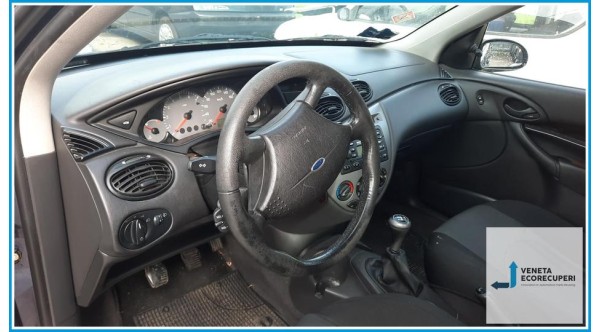 FORD FOCUS CAK del 2000 parti usate e ricambi - Tipo Motore FYDB