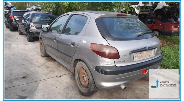 PEUGEOT 206  del 2001 parti usate e ricambi - Tipo Motore RHY