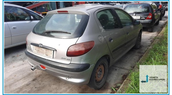 PEUGEOT 206  del 2001 parti usate e ricambi - Tipo Motore RHY