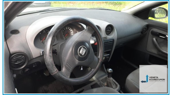 SEAT IBIZA 6L del 2004 parti usate e ricambi - Tipo Motore AMF