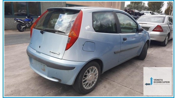FIAT PUNTO 1N/1P del 2002 parti usate e ricambi - Tipo Motore 188A4000