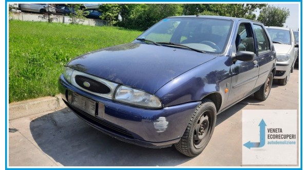 FORD FIESTA DX del 1996 parti usate e ricambi