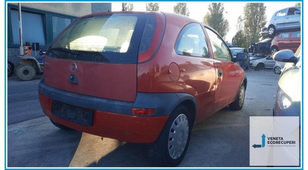 OPEL CORSA X01 del 2003 parti usate e ricambi - Tipo Motore Z10XE