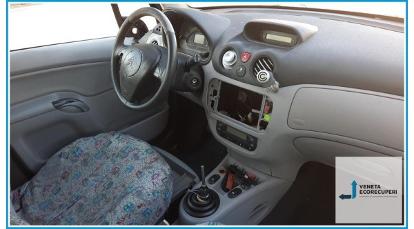 CITROEN C3 1a Serie  del 2003 parti usate e ricambi - Tipo Motore 8HY