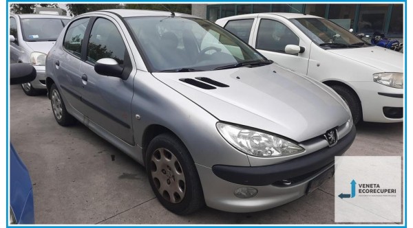 PEUGEOT 206  del 2006 parti usate e ricambi - Tipo Motore 8HZ