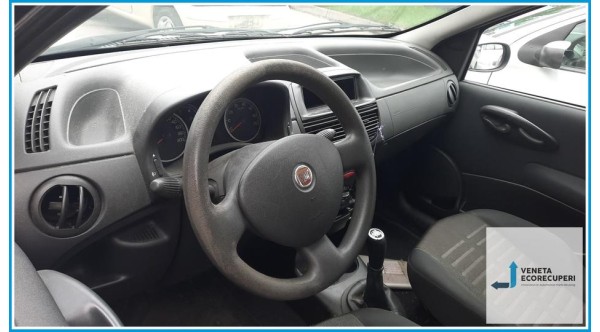 FIAT PUNTO 2U del 2009 parti usate e ricambi - Tipo Motore 188A9000