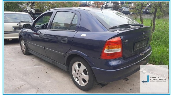 OPEL ASTRA T98 del 2001 parti usate e ricambi - Tipo Motore Z16XE
