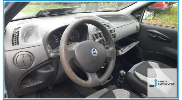 FIAT PUNTO 1N/1P del 2005 parti usate e ricambi - Tipo Motore 188A4000