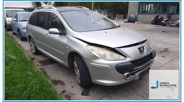 PEUGEOT 307  del 2005 parti usate e ricambi - Tipo Motore RHR