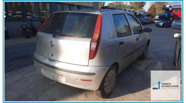 FIAT PUNTO 2U del 2007 parti usate e ricambi - Tipo Motore 188A4000