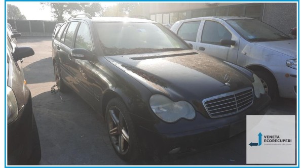 MERCEDES-BENZ Classe C W/S203 del 2004 parti usate e ricambi - Tipo Motore 646963