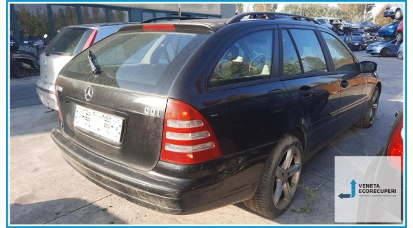 MERCEDES-BENZ Classe C W/S203 del 2004 parti usate e ricambi - Tipo Motore 646963