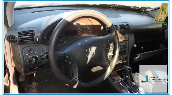 MERCEDES-BENZ Classe C W/S203 del 2004 parti usate e ricambi - Tipo Motore 646963