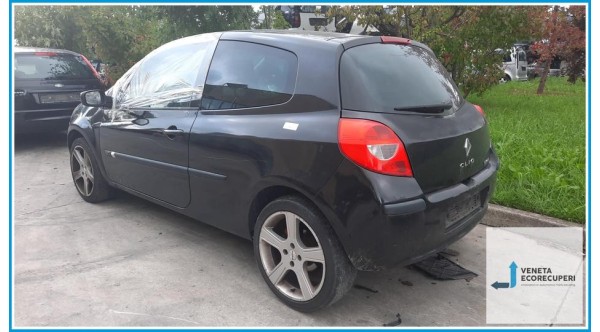 RENAULT CLIO 3a Serie  del 2006 parti usate e ricambi - Tipo Motore K9KT7