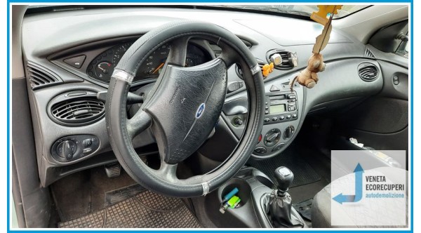 FORD FOCUS CAK del 2001 parti usate e ricambi