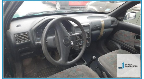 PEUGEOT 106  del 1997 parti usate e ricambi - Tipo Motore HDZ