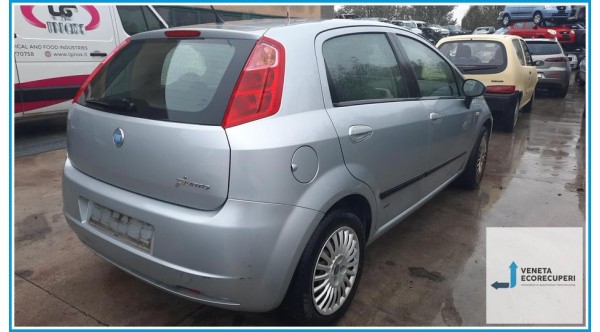 FIAT GRANDE PUNTO 2Y del 2007 parti usate e ricambi - Tipo Motore 199A4000