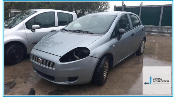 FIAT GRANDE PUNTO 4C del 2008 parti usate e ricambi - Tipo Motore 199A4000