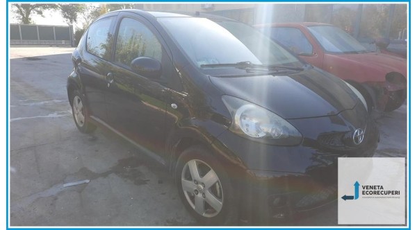 TOYOTA AYGO 1a Serie  del 2007 parti usate e ricambi - Tipo Motore 1KRFE