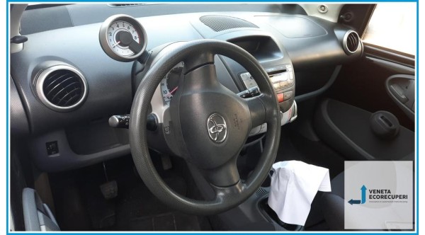 TOYOTA AYGO 1a Serie  del 2007 parti usate e ricambi - Tipo Motore 1KRFE