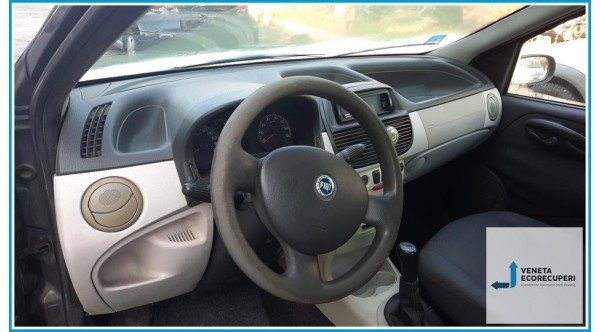 FIAT PUNTO 2U del 2004 parti usate e ricambi - Tipo Motore 188A9000