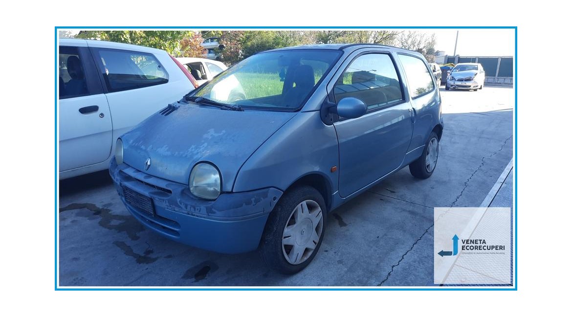 RENAULT TWINGO 1a Serie  del 2003 parti usate e ricambi - Tipo Motore D7FF7