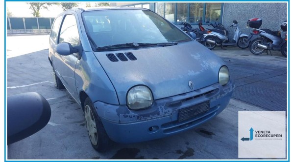 RENAULT TWINGO 1a Serie  del 2003 parti usate e ricambi - Tipo Motore D7FF7