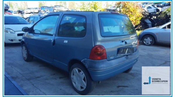 RENAULT TWINGO 1a Serie  del 2003 parti usate e ricambi - Tipo Motore D7FF7