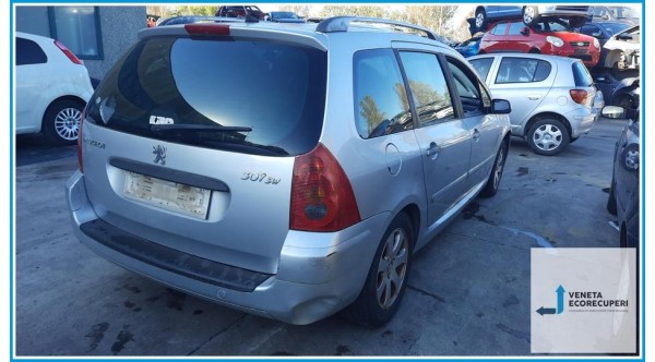 PEUGEOT 307  del 2002 parti usate e ricambi - Tipo Motore NFU