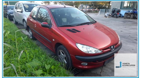 PEUGEOT 206  del 2005 parti usate e ricambi - Tipo Motore HFX