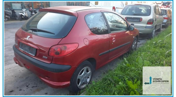 PEUGEOT 206  del 2005 parti usate e ricambi - Tipo Motore HFX