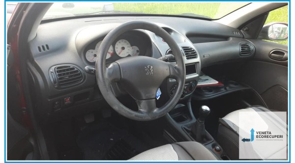 PEUGEOT 206  del 2005 parti usate e ricambi - Tipo Motore HFX
