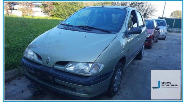 RENAULT MEGANE 1a Serie  del 1999 parti usate e ricambi - Tipo Motore K7MA7