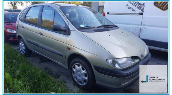 RENAULT MEGANE 1a Serie  del 1999 parti usate e ricambi - Tipo Motore K7MA7