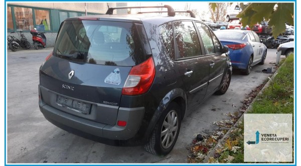 RENAULT SCENIC 2a Serie  del 2006 parti usate e ricambi - Tipo Motore K9KP7