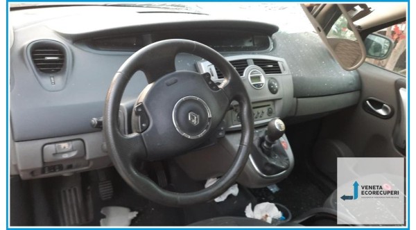 RENAULT SCENIC 2a Serie  del 2006 parti usate e ricambi - Tipo Motore K9KP7