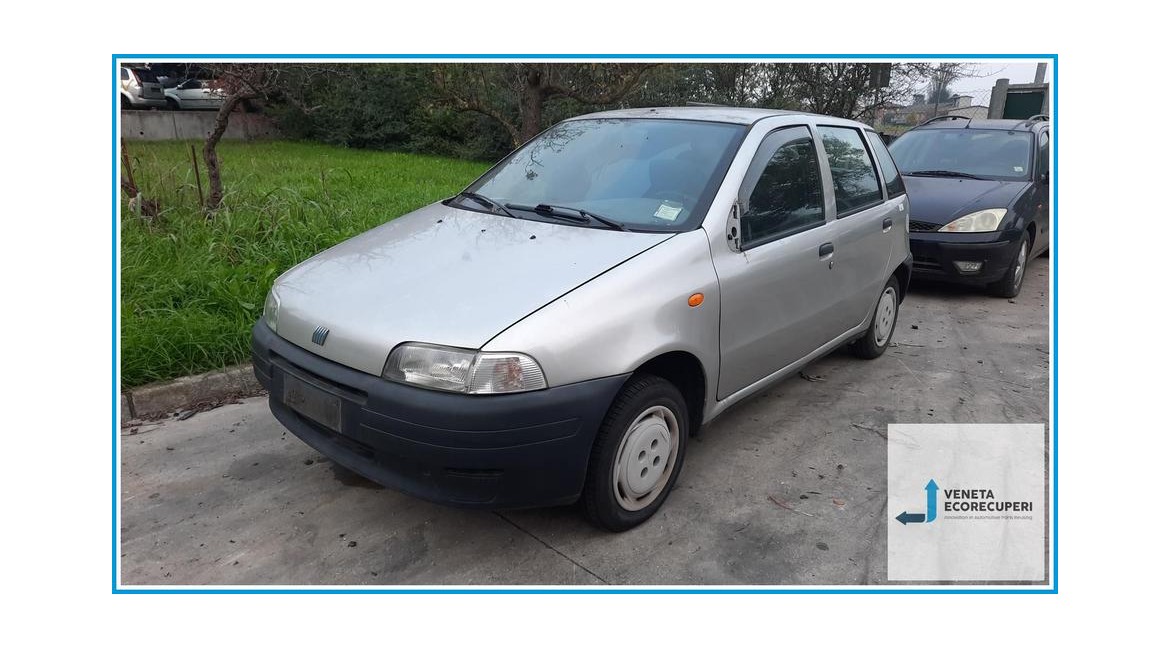 FIAT PUNTO 1a Serie  del 1996 parti usate e ricambi - Tipo Motore 176B2000