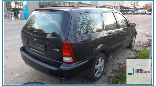FORD FOCUS CAK del 2004 parti usate e ricambi - Tipo Motore FFDA
