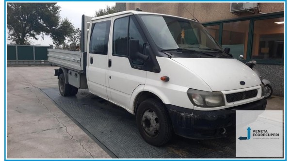 FORD TRANSIT FY del 2001 parti usate e ricambi - Tipo Motore D2FA