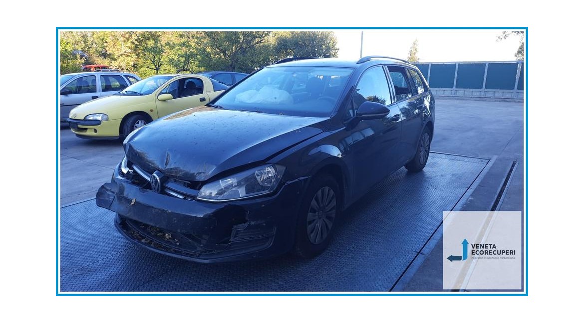 VOLKSWAGEN GOLF VARIANT  del 2015 parti usate e ricambi - Tipo Motore CLH