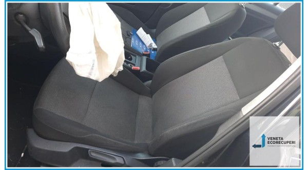 VOLKSWAGEN GOLF VARIANT  del 2015 parti usate e ricambi - Tipo Motore CLH