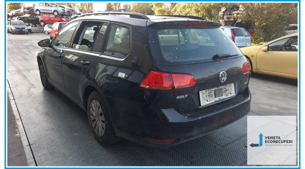 VOLKSWAGEN GOLF VARIANT  del 2015 parti usate e ricambi - Tipo Motore CLH