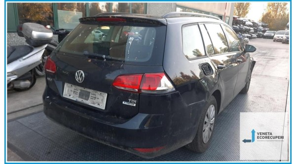 VOLKSWAGEN GOLF VARIANT  del 2015 parti usate e ricambi - Tipo Motore CLH