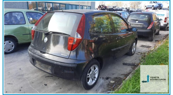 FIAT PUNTO 2U del 2004 parti usate e ricambi - Tipo Motore 188A9000