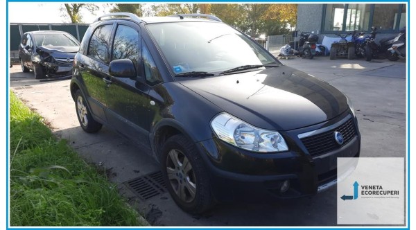 FIAT SEDICI 3B del 2007 parti usate e ricambi - Tipo Motore M16A